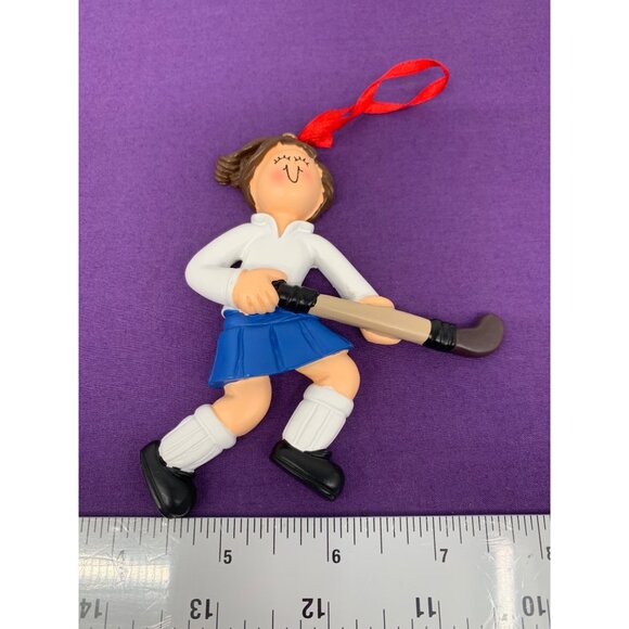 2016 Ornament Central Christmas Tree Hanger Girl Field Hockey Brown Hair - Picture 2 of 7